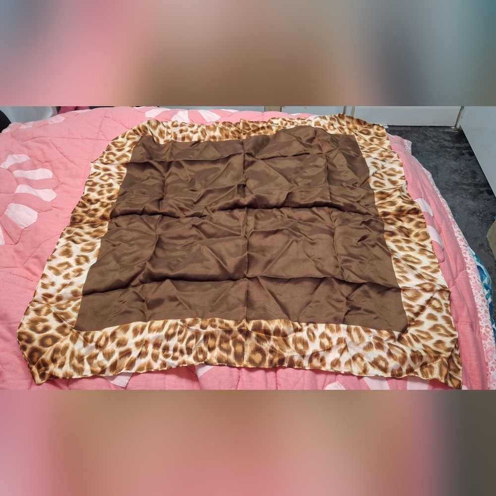 Brown and cheetah print Square scarf
